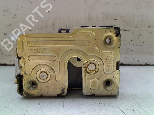Used Rear right lock RENAULT ESPACE III (JE0_) 2.0 (139 hp) 21927002