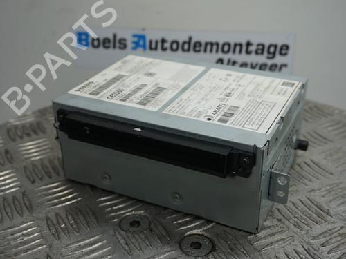 Used Radio VOLVO V40 Hatchback (525) D2 (120 hp) 23013252