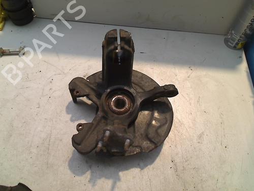 Used Right front steering knuckle VW POLO (9N_, 9A_) 1.2 12V (64 hp) 21912652