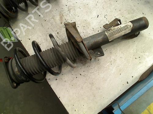 Used Right front shock absorber VOLVO S40 II (544) 2.4 (140 hp) 21930800