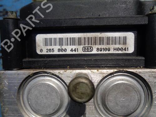Used ABS pump CITROËN C1 (PM_, PN_) 1.0 (68 hp) 21902641