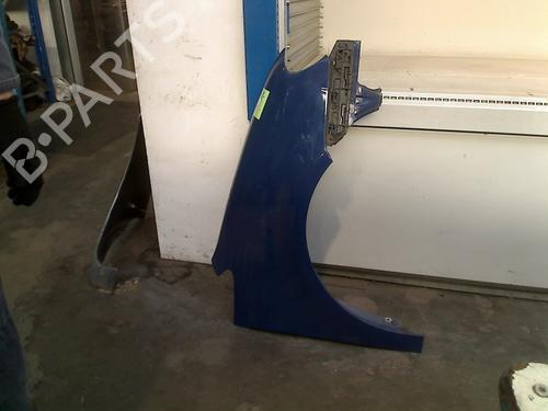 Used Right front fenders VW TOURAN (1T1, 1T2) 1.9 TDI (105 hp) 21931446