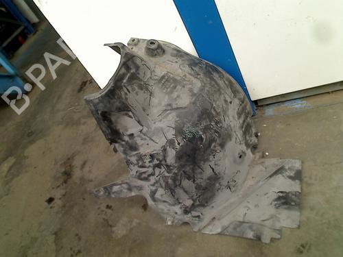 Used Wheel arch MERCEDES-BENZ C-CLASS (W204) C 180 CGI (204.031) (156 hp) 21923918