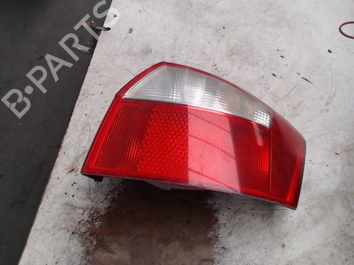 Højre baglygte AUDI A4 B6 (8E2) 1.8 T (163 hp) 21942242