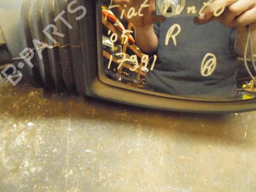 Used Right mirror FIAT PUNTO (188_) 1.4 (95 hp) 23026199