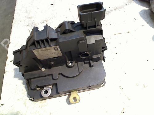 Used Front left lock FIAT GRANDE PUNTO (199_) 1.3 D Multijet (75 hp) 21927484