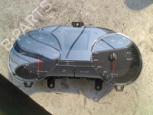 Used Display monitor SEAT IBIZA IV ST (6J8, 6P8) 1.2 TDI (75 hp) 21932020