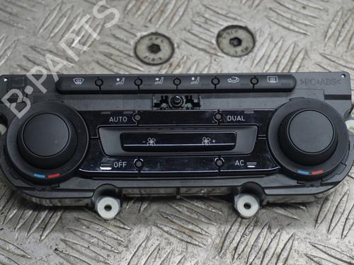 Used Climate control SEAT LEON (1P1) 1.4 TSI (125 hp) 23019445