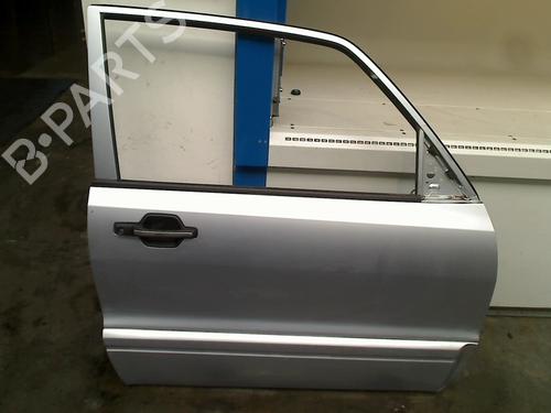 Used Right front door MITSUBISHI PAJERO III Canvas Top (V6_W, V7_W) 3.2 DI-D (V68W, V78W) (160 hp) 21923649