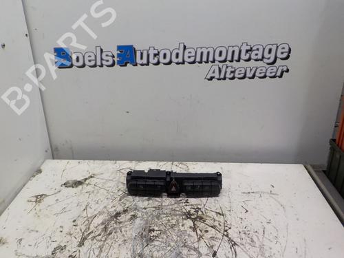 Used Warning switch MERCEDES-BENZ C-CLASS (W203) C 180 Kompressor (203.046) (143 hp) 23008382