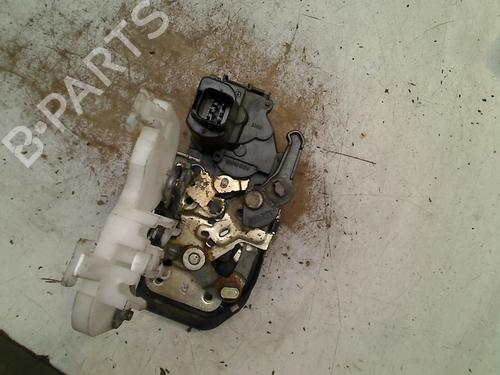 Used Front right lock KIA CERATO I Hatchback (LD) 1.6 (105 hp) 21934859