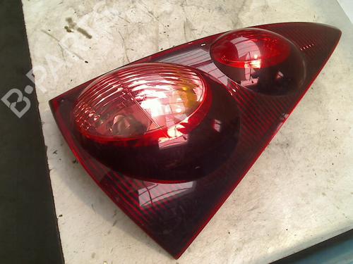 Used Right taillight PEUGEOT 107 (PM_, PN_) 1.0 (68 hp) 21924144
