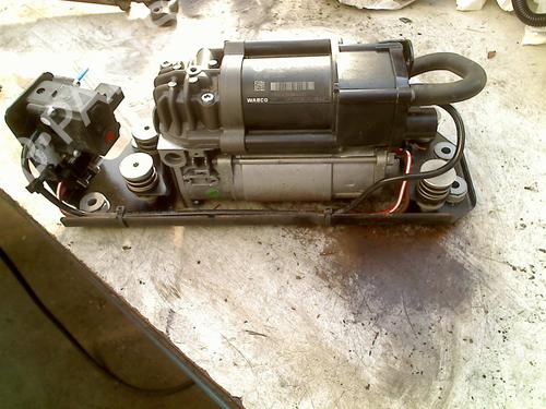 Used Suspension compressor BMW 5 Touring (F11) 520 d (184 hp) 21933822