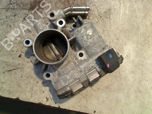 Used Throttle body TOYOTA YARIS (_P9_) 1.0 VVT-i (KSP90_, KSP90R) (69 hp) 21931707