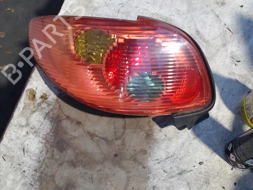 Used Left taillight PEUGEOT 206 CC (2D) 1.6 16V (2DNFUF, 2DNFUR) (109 hp) 21945821