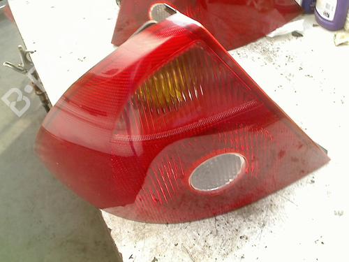 Used Left taillight FORD MONDEO III (B5Y) 2.0 16V (146 hp) 21933856