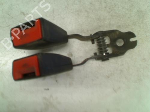 Used Seat buckle FORD MONDEO III Saloon (B4Y) 2.0 16V TDDi / TDCi (115 hp) 21930410