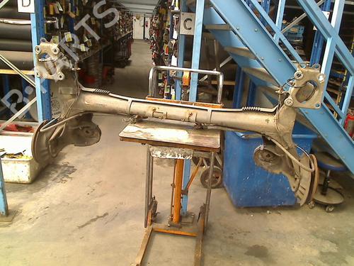 Used Rear axle PEUGEOT 5008 (0U_, 0E_) 1.6 16V (156 hp) 21928076