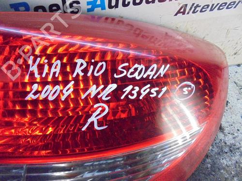 Used Right taillight KIA RIO I Saloon (DC_) 1.5 16V (98 hp) 23042946