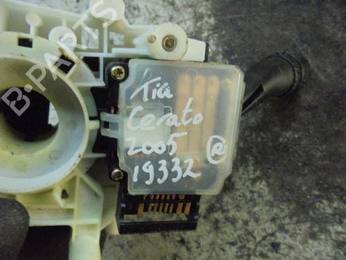 Used Steering column stalk KIA CERATO I Hatchback (LD) 2.0 CRDi (112 hp) 23025343