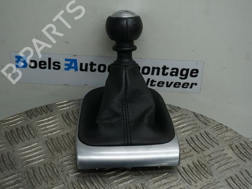 Used Shift knob CITROËN C4 II (NC_) 1.2 THP 130 (NCHNYM, NCHNYT) (130 hp) 23015682