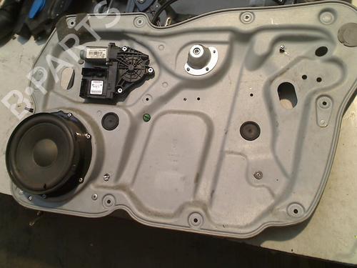 Rudehejsemekanisme Højre foran VW TOURAN (1T3) 1.4 TSI (140 hp) 21926561