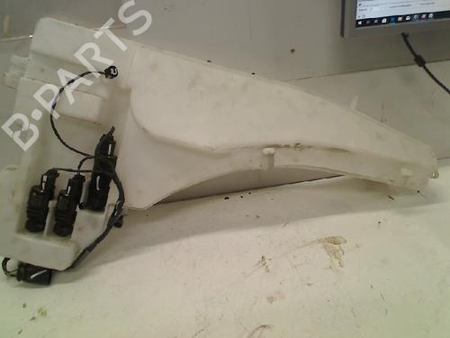 Used Windscreen washer tank BMW X5 (E70) 3.0 3.0d (211 hp) 21912685