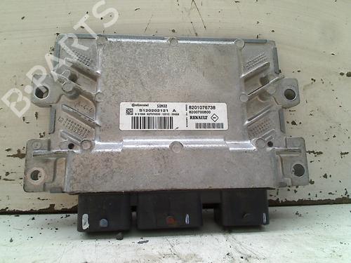 Used Control unit RENAULT TWINGO II (CN0_) 1.2 16V (CN04, CN0B) (75 hp) 21934632