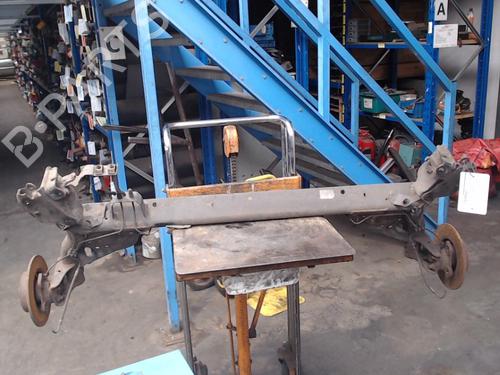 Used Rear axle RENAULT CLIO III Grandtour (KR0/1_) 1.2 16V (KR0P) (101 hp) 21939036