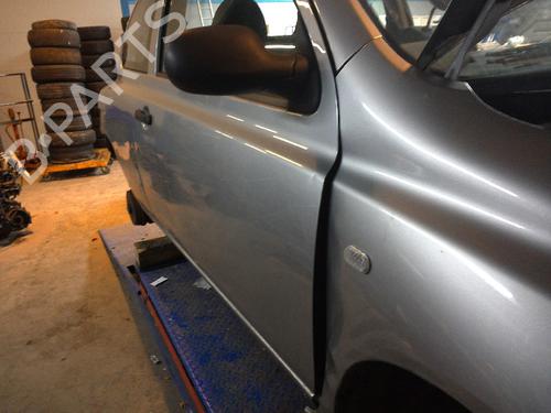 Used Right front door NISSAN MICRA III (K12) 1.0 16V (65 hp) 21905571