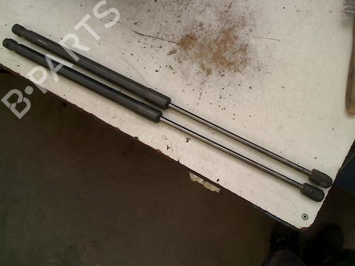 Used Tailgate lift support FORD FIESTA VI (CB1, CCN) 1.6 TDCi (95 hp) 21931714