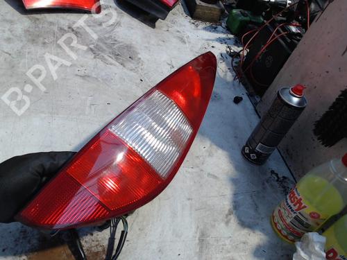 Used Right taillight FORD MONDEO III Turnier (BWY) 2.0 16V (146 hp) 21936498