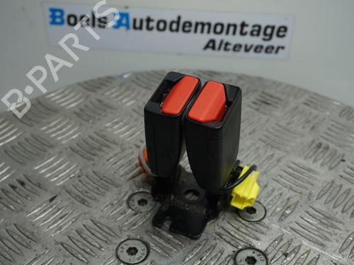 Used Seat buckle VOLVO V40 Hatchback (525) D2 (120 hp) 23013285
