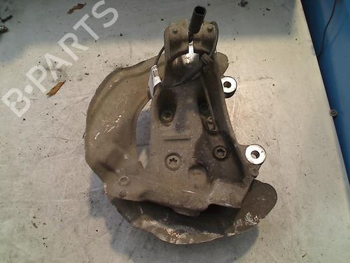 Used Right front steering knuckle BMW 1 (F20) 116 d (116 hp) 21913640