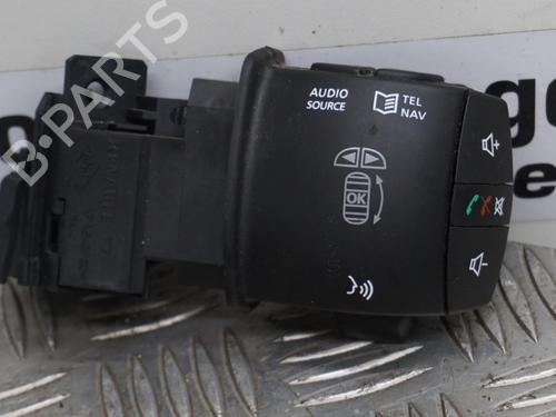 Used Steering wheel controls RENAULT LAGUNA III (BT0/1) 1.6 16V (BT04, BT0D, BT0U) (110 hp) 23014691