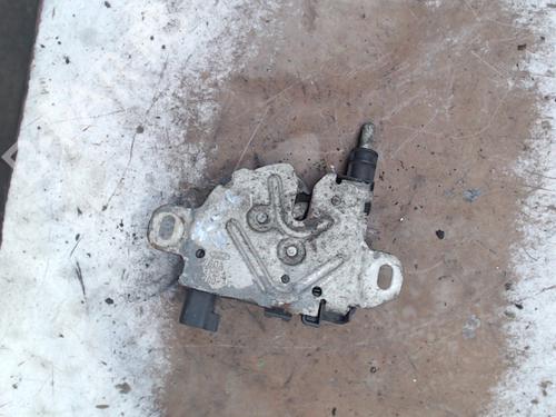 Used Hood lock FORD FOCUS II (DA_, HCP, DP) 1.4 (80 hp) 21941662