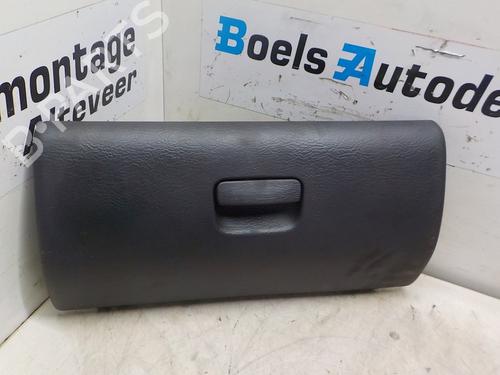 Used Glove box JEEP CHEROKEE (KJ) 2.5 CRD 4x4 (143 hp) 23006119