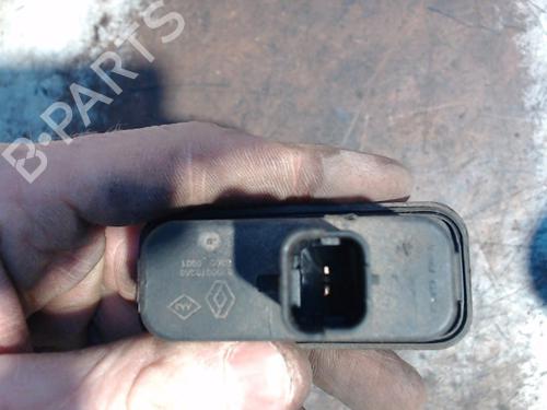 Switch RENAULT MEGANE II Estate (KM0/1_) 1.6 | BP21946020I30