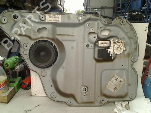 Rudehejsemekanisme venstre bagtil VW TOURAN (1T1, 1T2) 1.6 (102 hp) 21924014