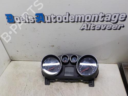 Used Display monitor OPEL ASTRA J Sports Tourer (P10) 1.7 CDTI (35) (125 hp) 23007462