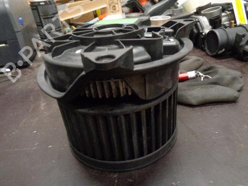 Used Heater blower motor FORD MONDEO III Turnier (BWY) 1.8 16V (110 hp) 21907189