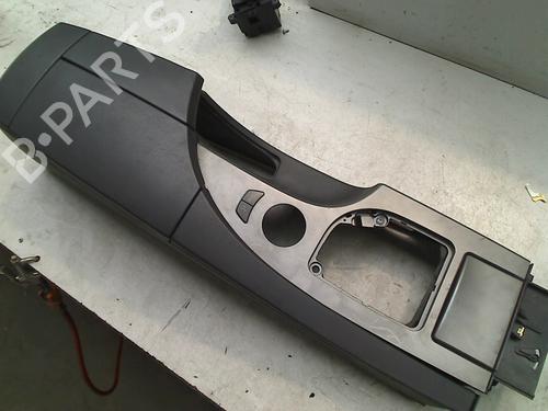 Used Armrest / Center console BMW 5 (E60) 520 d (163 hp) 21914673