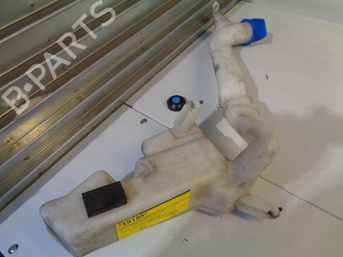 Used Windscreen washer tank VW POLO (9N_, 9A_) 1.2 12V (69 hp) 21909293