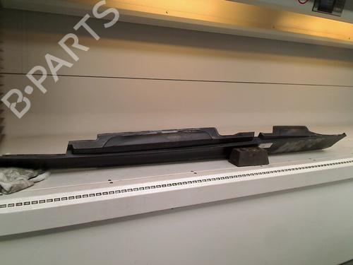 Used Left sideskirt BMW 1 (E87) 120 i (170 hp) 21923037
