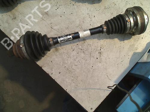 Used Left front driveshaft VW GOLF VI (5K1) 1.4 TSI (160 hp) 21926641