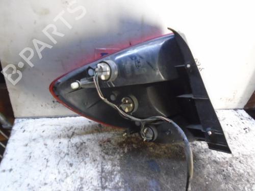 Used Right taillight KIA RIO I Hatchback (DC) 1.5 16V (98 hp) 23003541