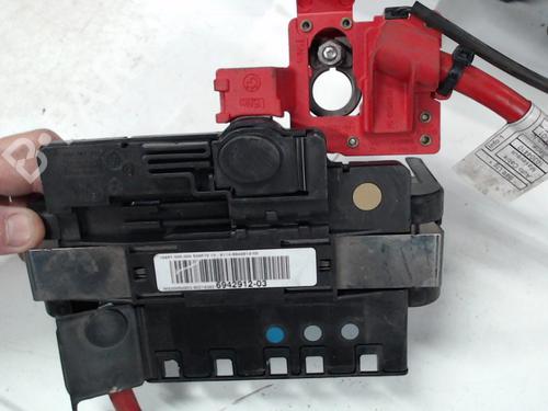Used Fuse box BMW 3 (E90) 320 d (163 hp) 21936086