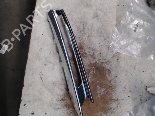 Grill MERCEDES-BENZ M-CLASS (W166) ML 500 4-matic (166.073) (408 hp) 21935670