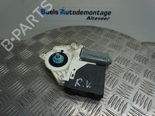 Used Electronic module VW GOLF VI (5K1) 1.4 TSI (122 hp) 23013133