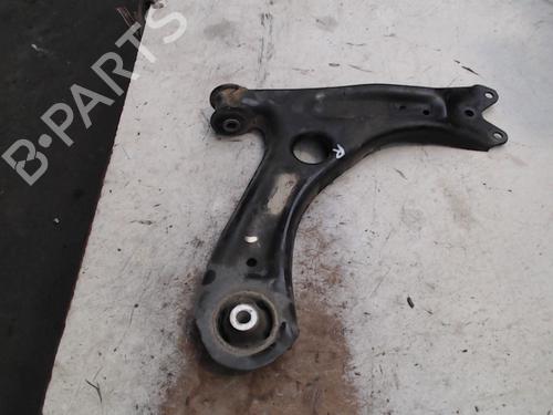 Used Right front suspension arm VW UP! (121, 122, BL1, BL2, BL3, 123) 1.0 EcoFuel (68 hp) 21938437